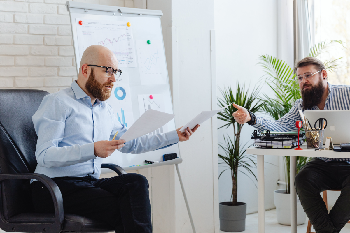 Feedback, Meeting, two Men, Office